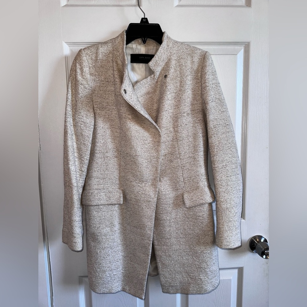 Zara coat Classic collection  Cream size M